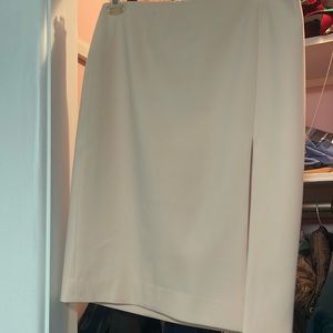 White House black market beautiful skirt